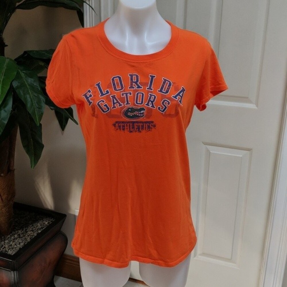 GIII 4 Her By Carl Banks Women's Short Sleeve Fitted Graphic Tee Size Medium